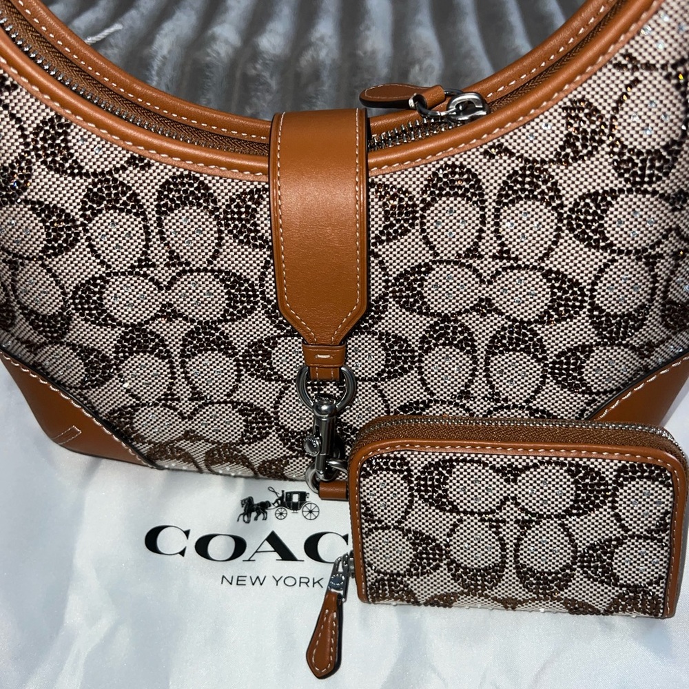 Coach Hamptons Hobo bag & Wallet set